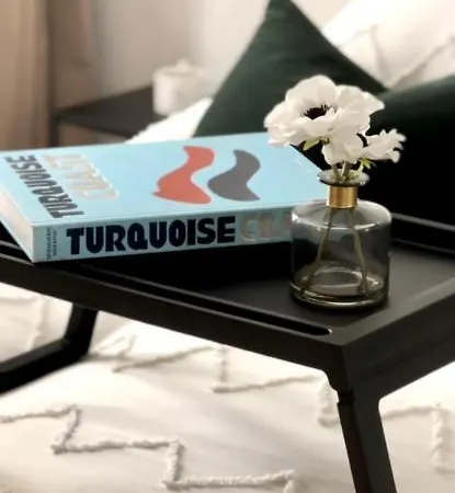 Luxury Of Approximately 40m2 With Terrace 아파트 *
